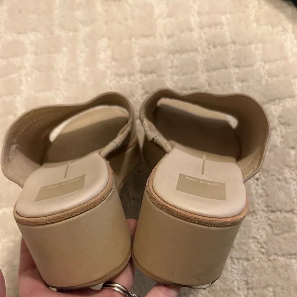 Dolce vita Cream “Freta” Platform Slide Sandals